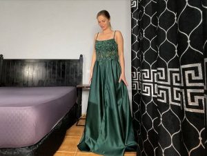 ClaaryCherry Porno Video: Bevor es zur Party geht